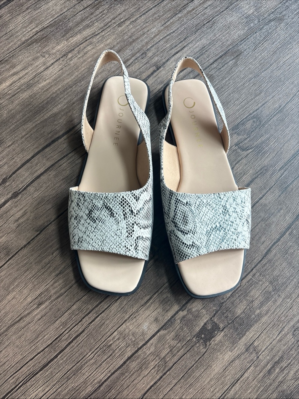 Journee Snakeskin Slingback Sandals (NWT) 7.5 - Picture 4 of 4